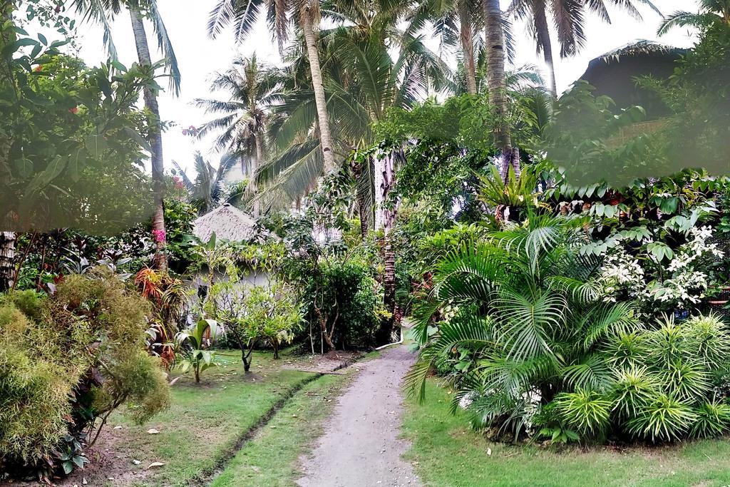 Bamboo Bungalows Resthouse Balabag  Exterior foto