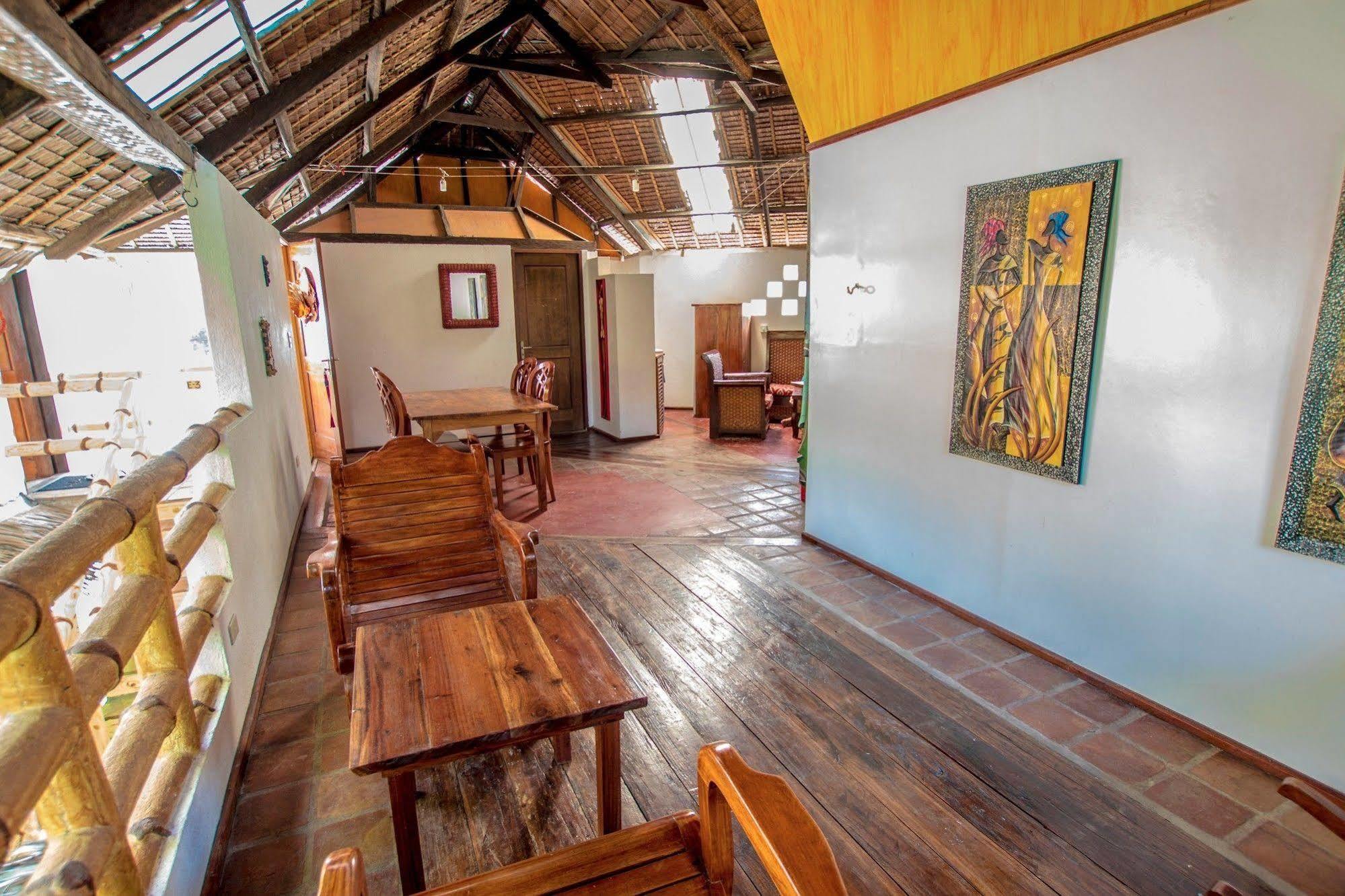 Bamboo Bungalows Resthouse Balabag  Exterior foto
