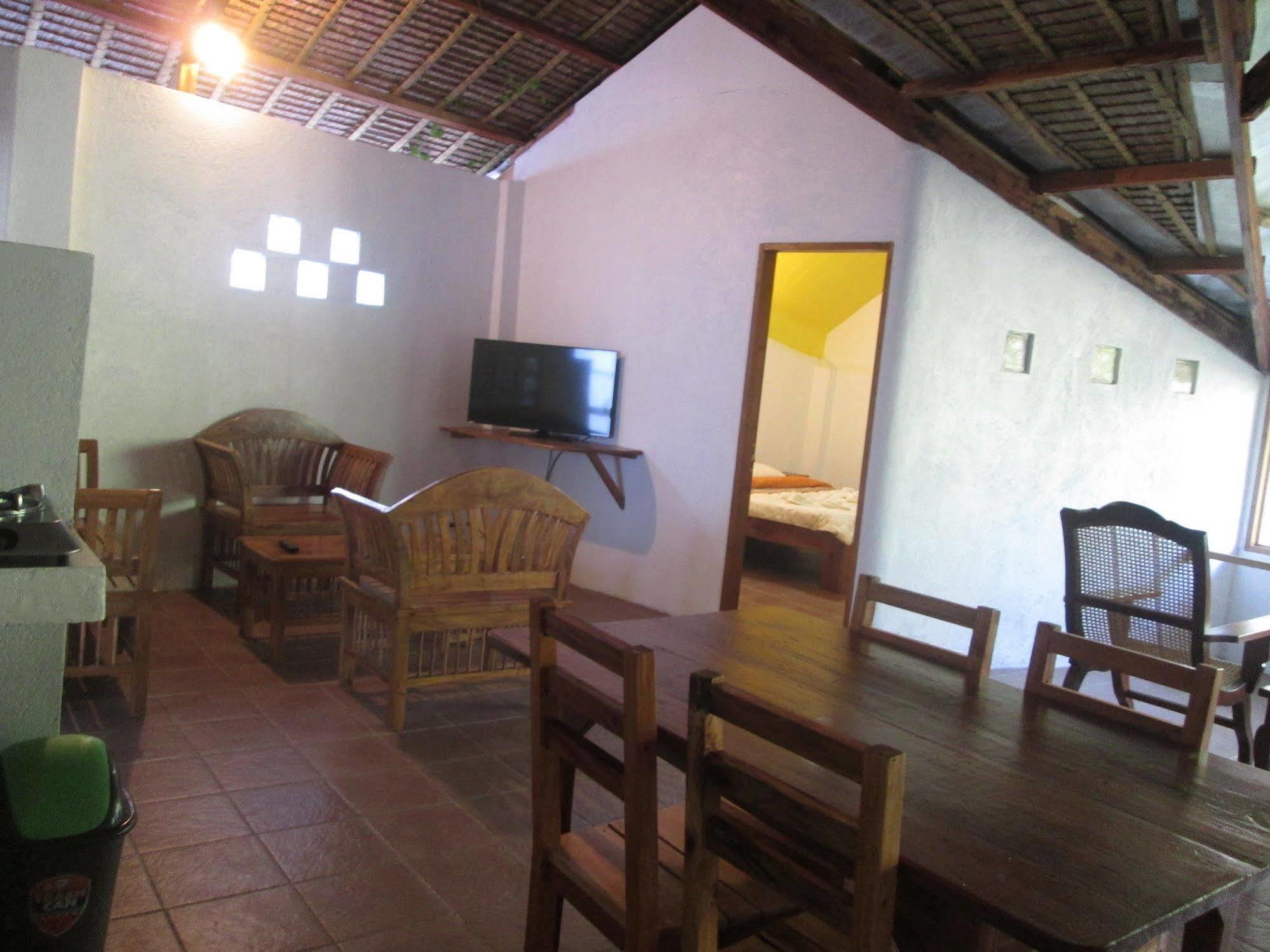Bamboo Bungalows Resthouse Balabag  Exterior foto