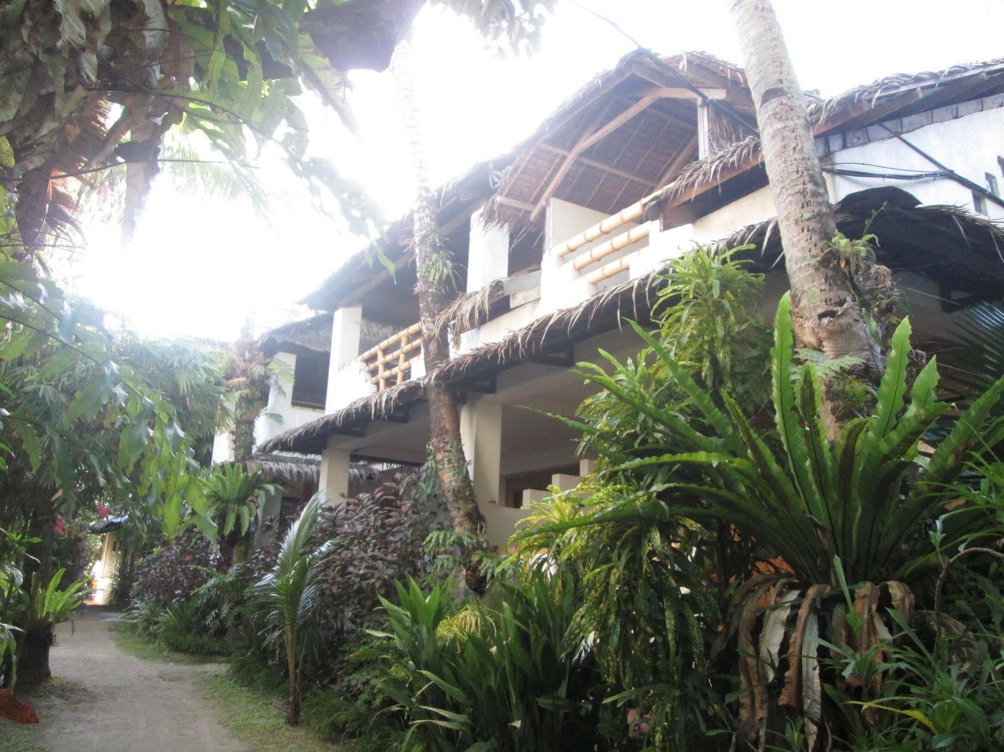 Bamboo Bungalows Resthouse Balabag  Exterior foto